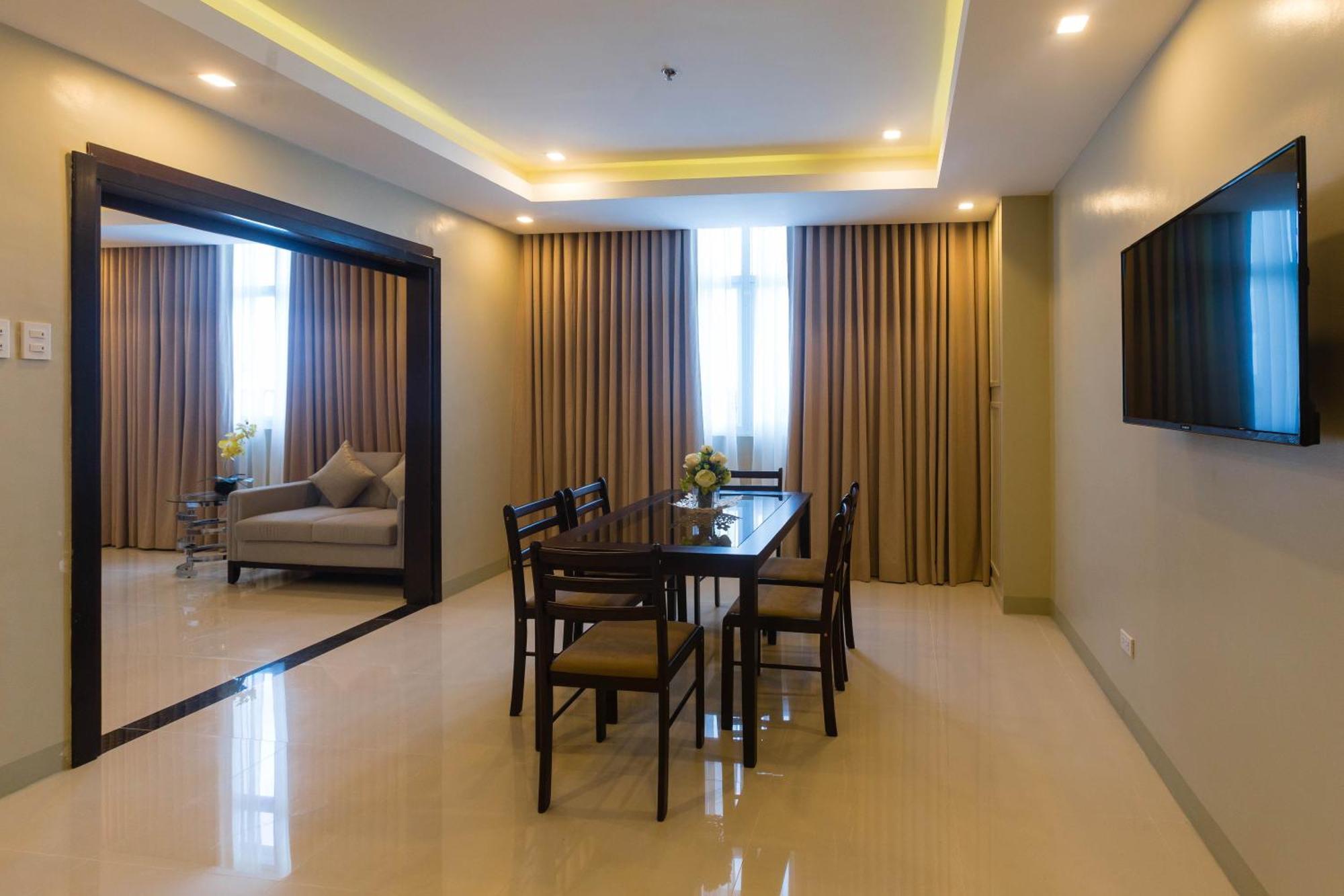 Iloilo Gateway Hotel And Suites Pavia Ngoại thất bức ảnh