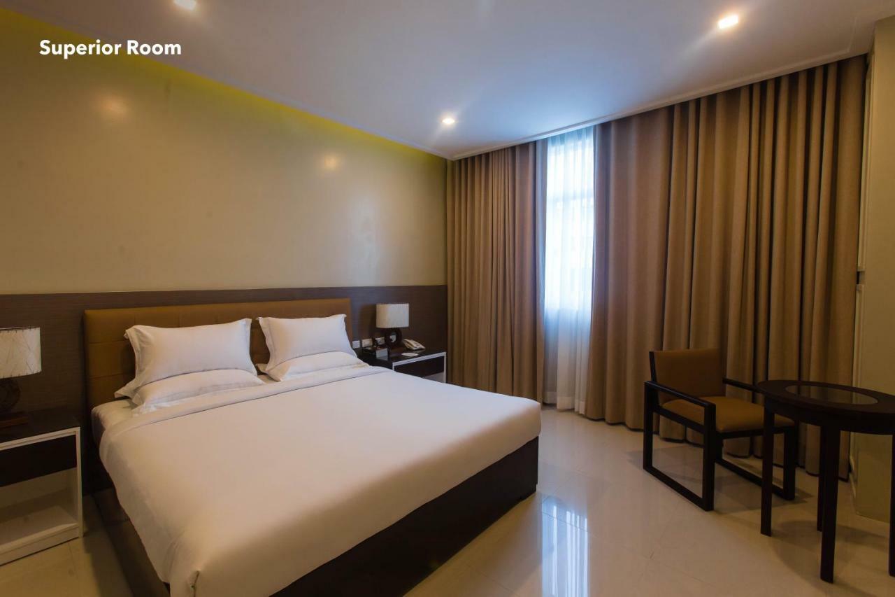 Iloilo Gateway Hotel And Suites Pavia Ngoại thất bức ảnh
