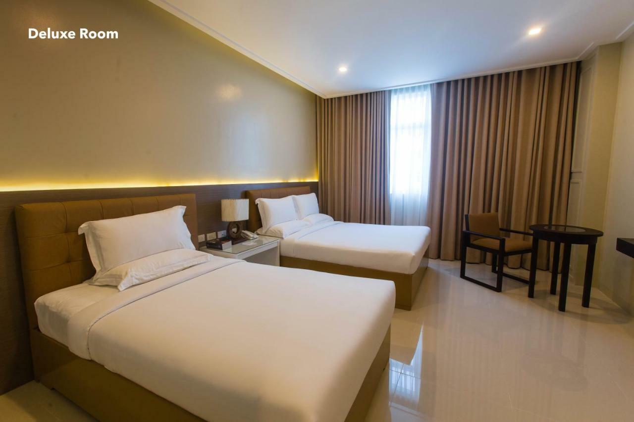 Iloilo Gateway Hotel And Suites Pavia Ngoại thất bức ảnh